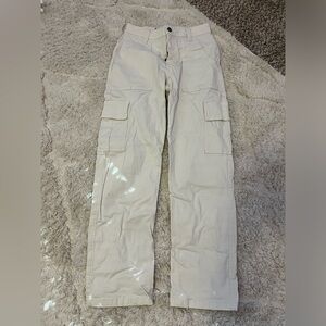 cream hollister cargo pants